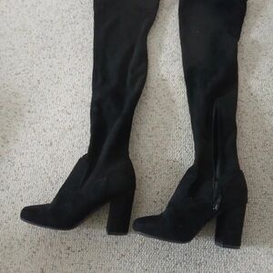 Carlos Santana Black Heeled Boots